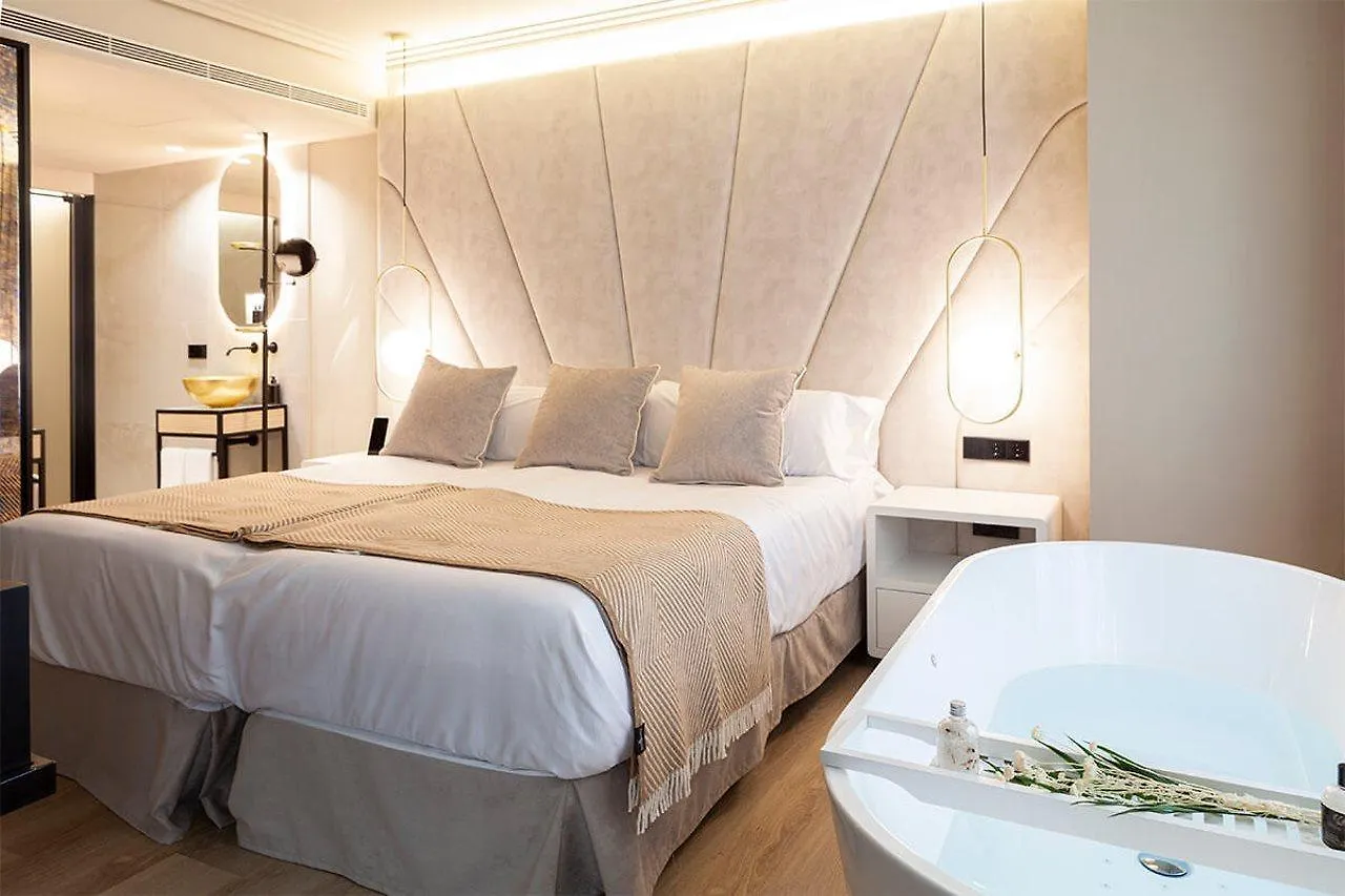 פלמה דה מיורקה Nivia Born Boutique Hotel