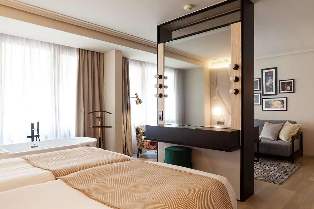 פלמה דה מיורקה Nivia Born Boutique Hotel